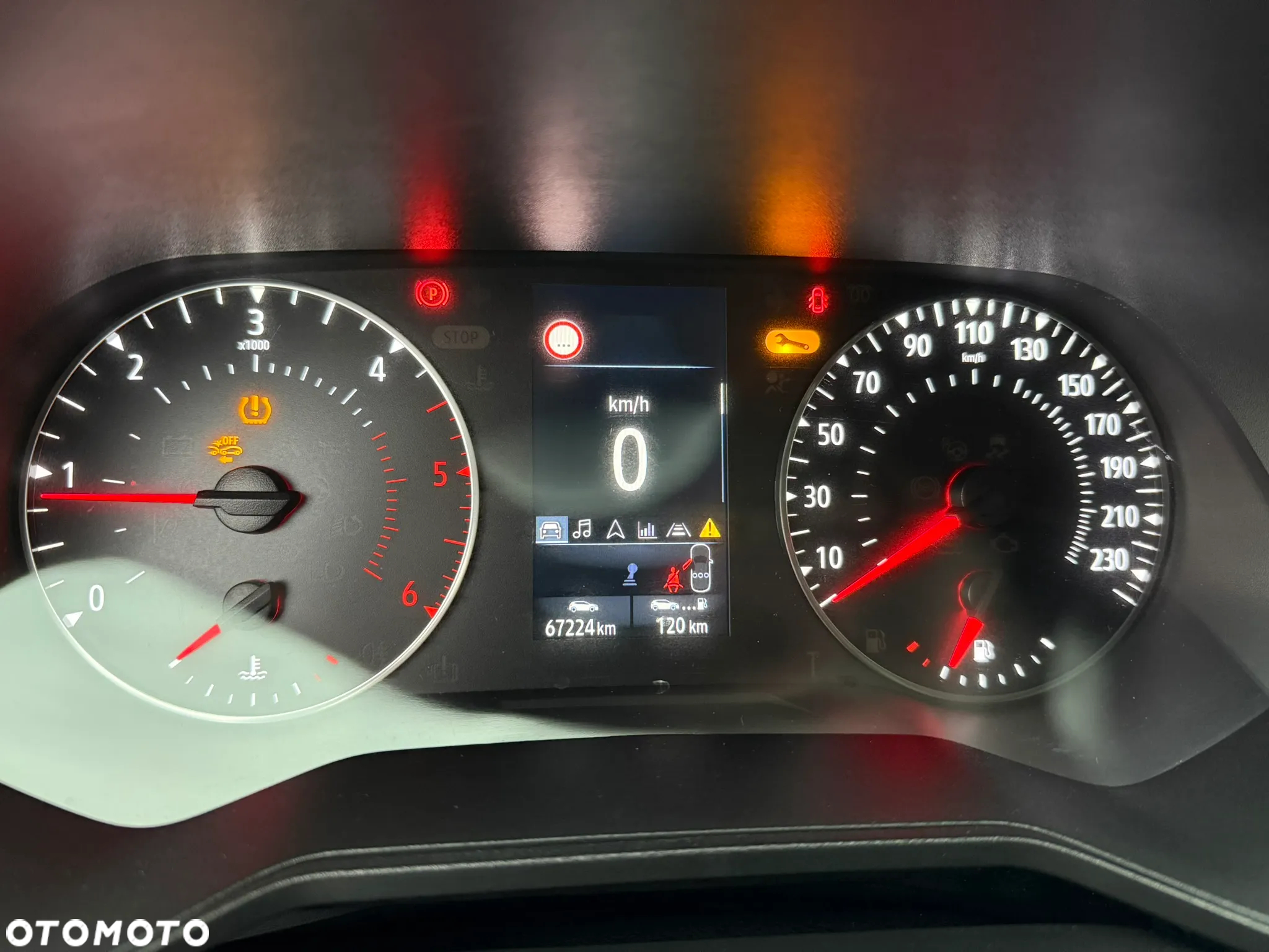 Renault Clio BLUE dCi 85 EXPERIENCE - 17