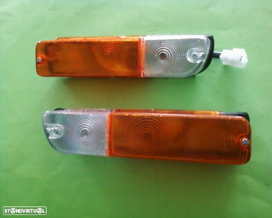 farolins farolim pisca frente Datsun 120Y e 1200 (NOVOS) - 1