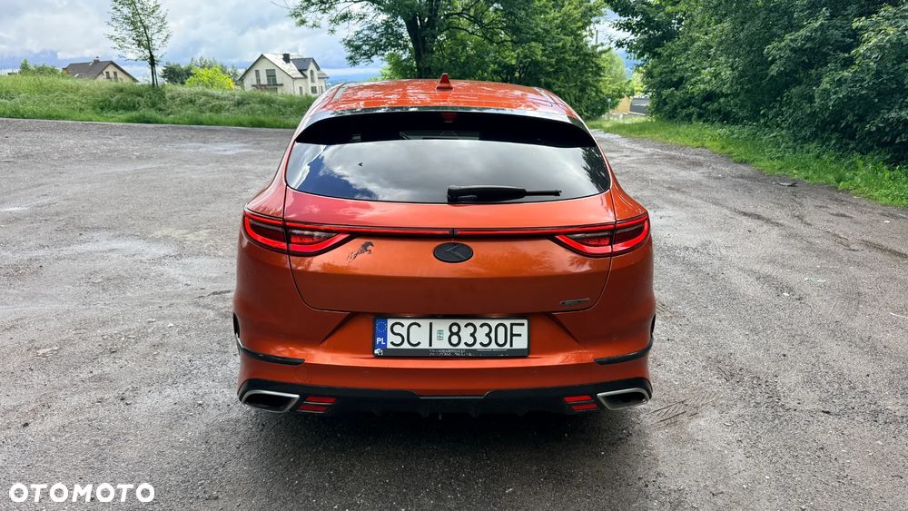 Kia ProCeed - 8