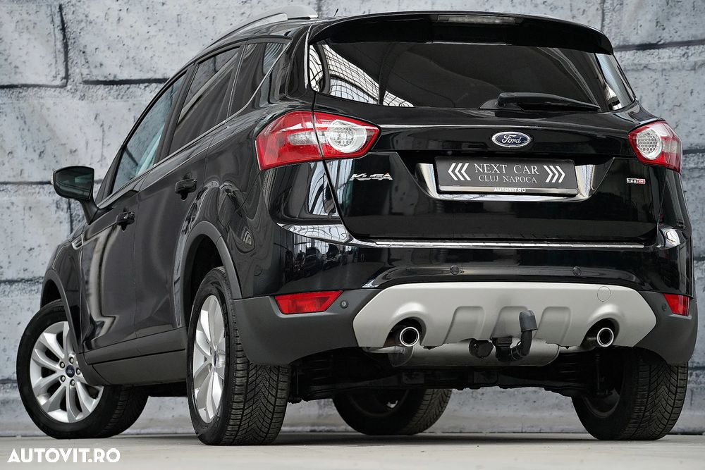 Ford Kuga 2.0 TDCi 4x4 Aut. Titanium - 4