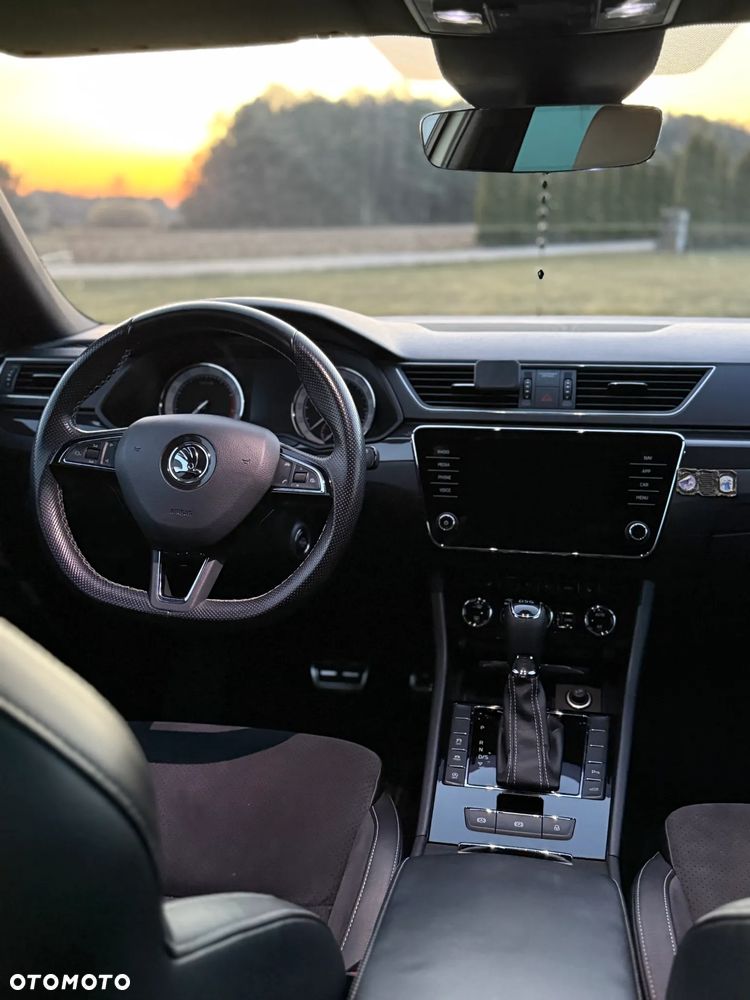 Skoda Superb 2.0 TSI Sportline DSG - 7