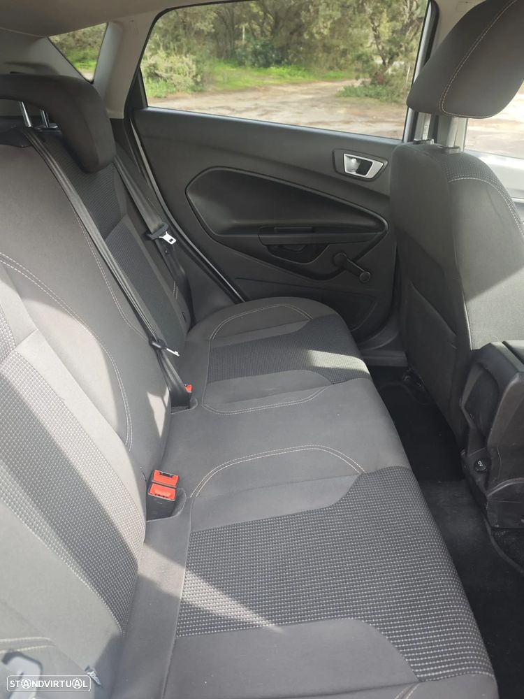 Ford Fiesta 1.5 TDCi Titanium - 7