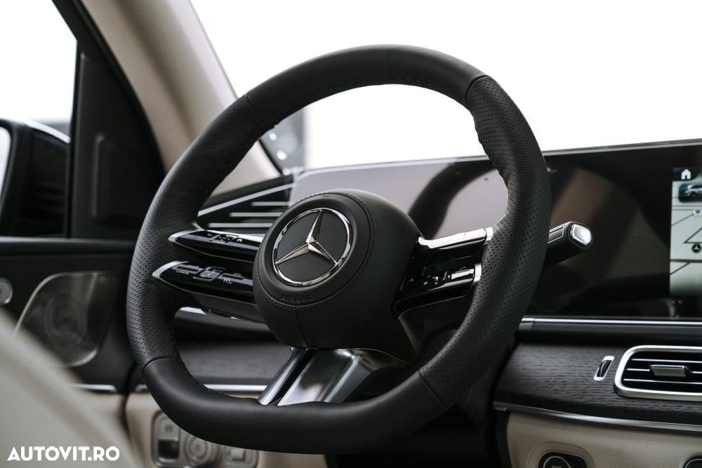 Mercedes-Benz GLS - 16