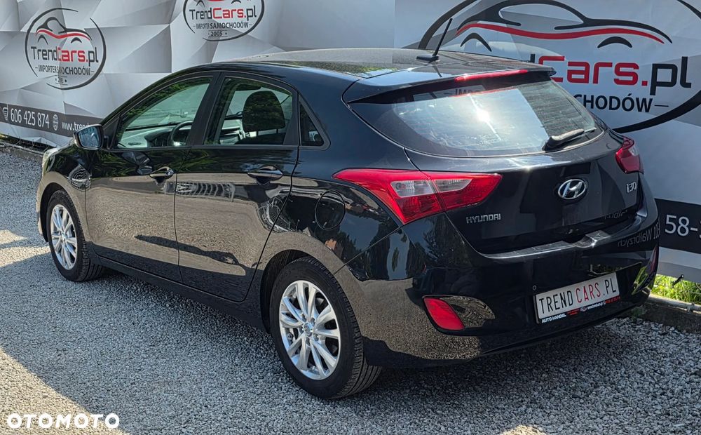 Hyundai i30 1.6 GDI Premium - 13