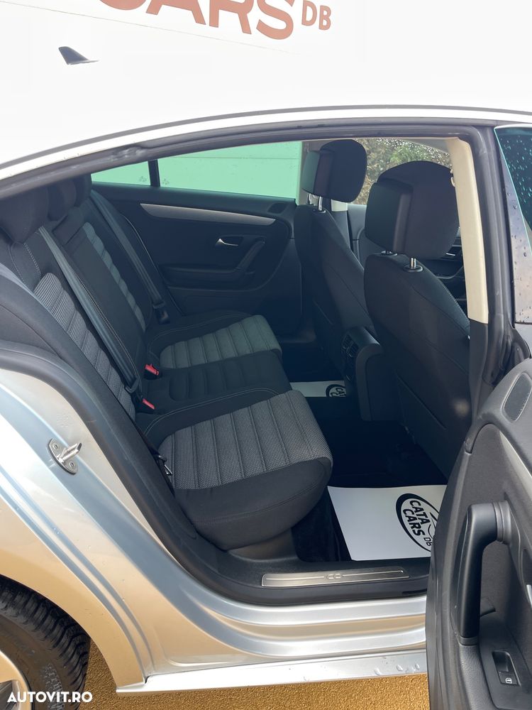 Volkswagen Passat CC 2.0 TDI BlueMotion Technology Dynamic Black - 26