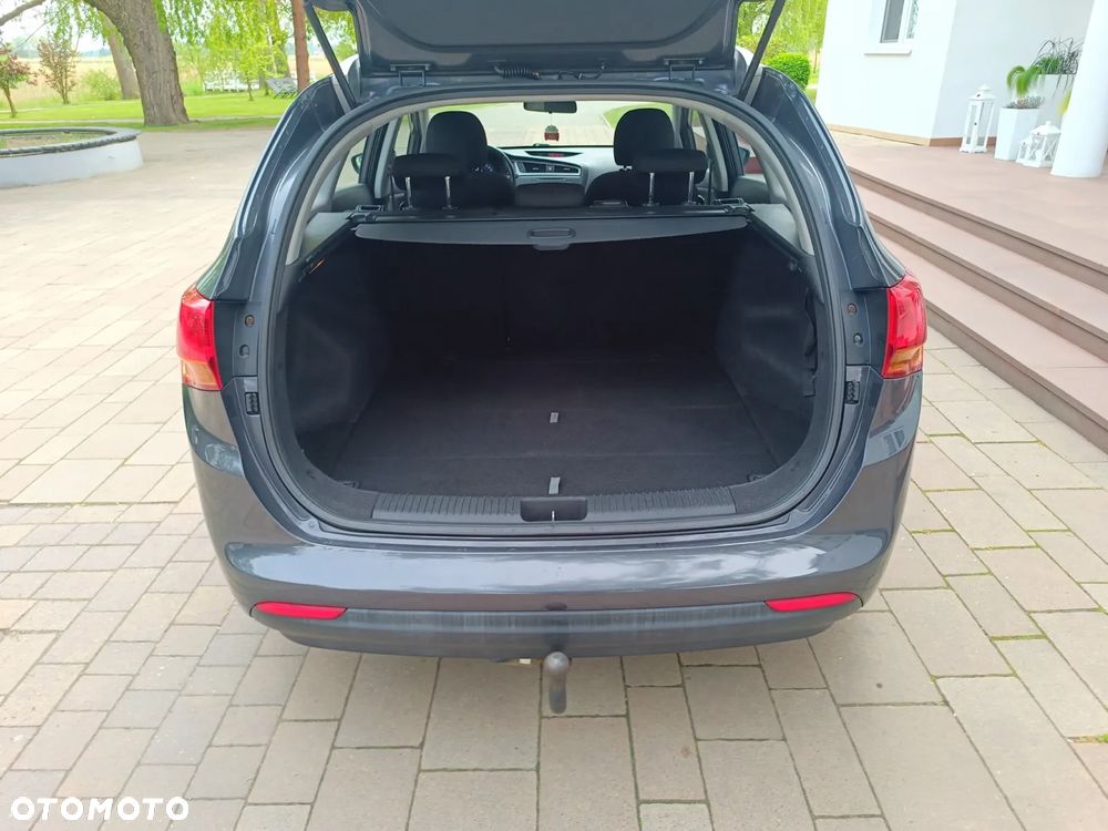 Kia Ceed 1.6 CRDi L - 36