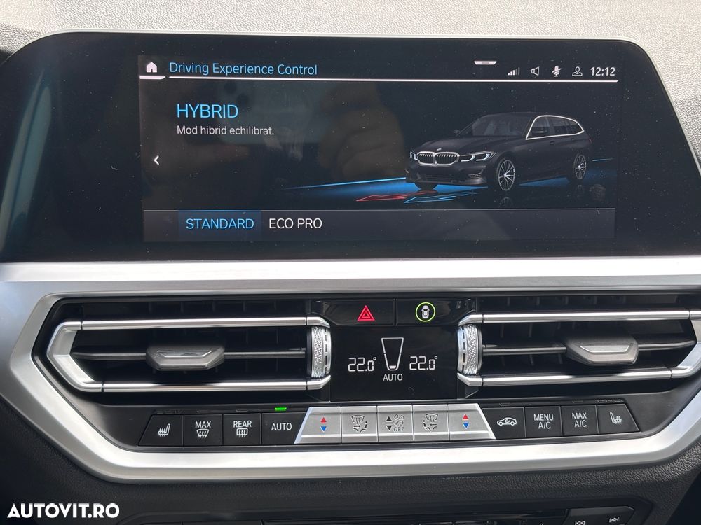 BMW Seria 3 320e Aut. Sport Line - 29