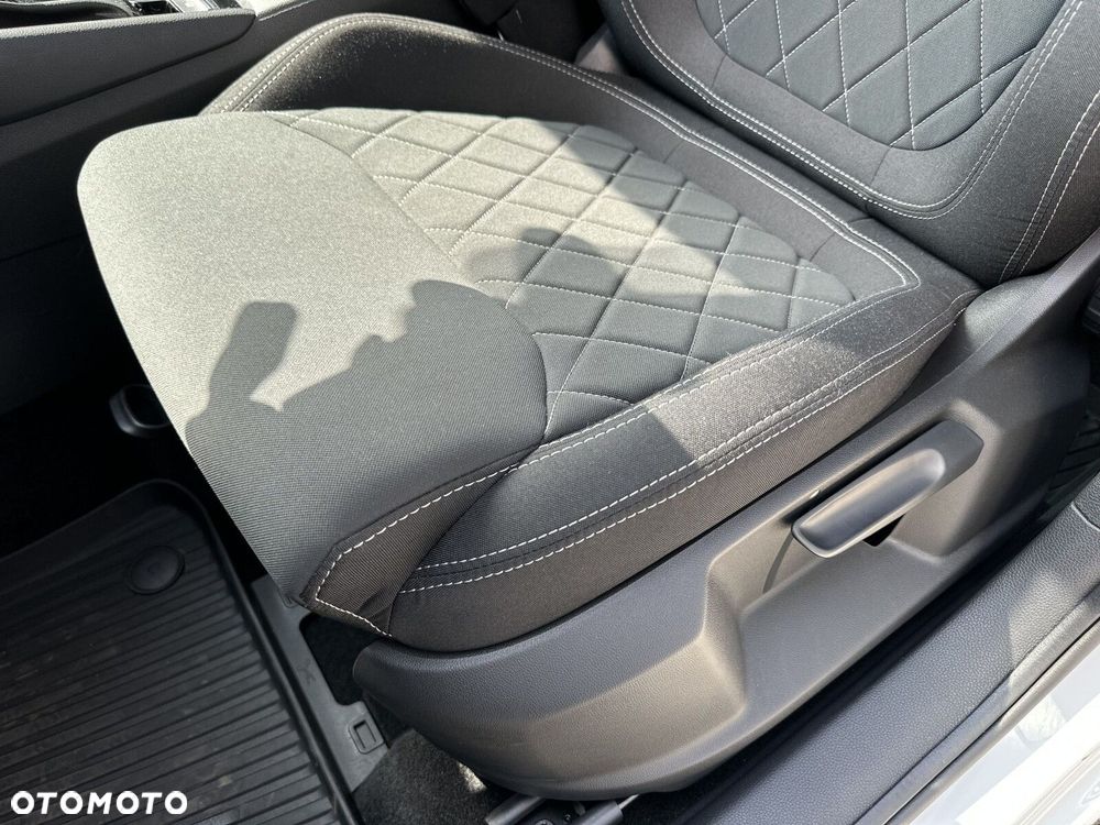 Skoda Karoq 1.5 TSI ACT Sportline DSG - 25