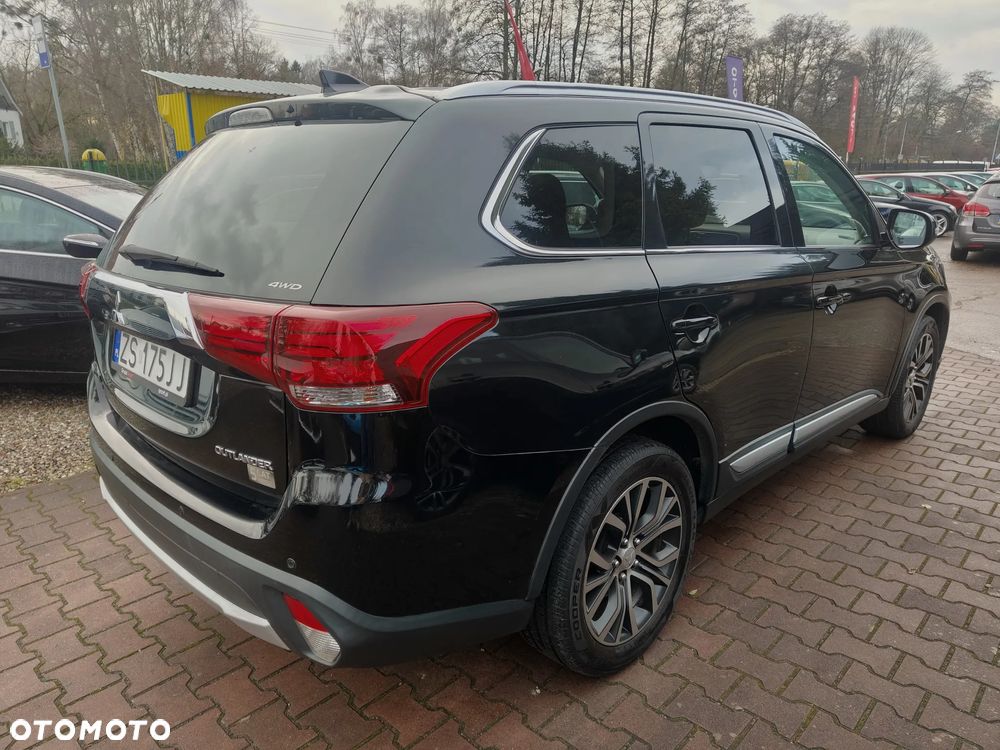 Mitsubishi Outlander 2.0 Intense 4WD CVT - 12