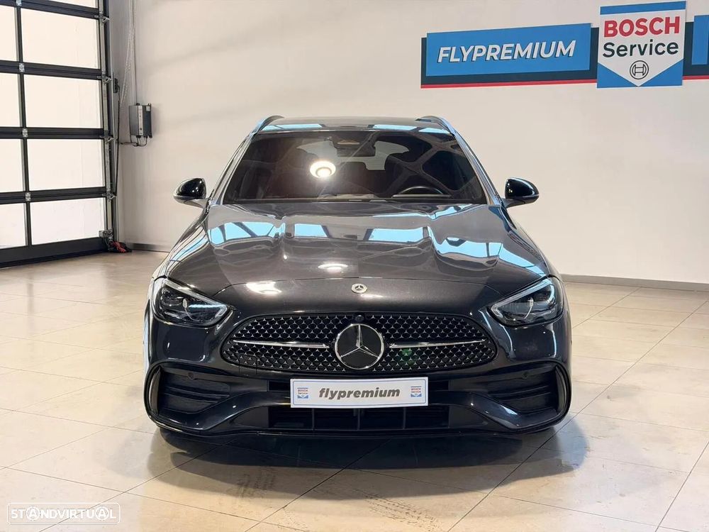 Mercedes-Benz C 300 d AMG Line — fotografia 12