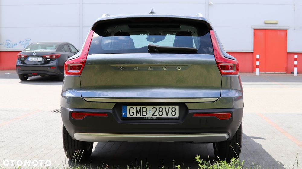 Volvo XC 40 T4 AWD Momentum - 8