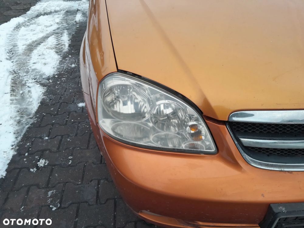 Lampa przednia prawa Chevrolet Daewoo Nubira 02-12r. - 2