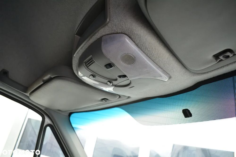 Volkswagen CRAFTER 35 2.0TDI - 33