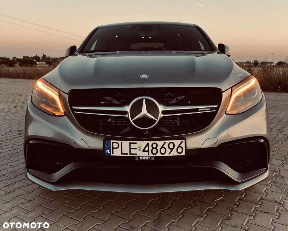 Mercedes-Benz GLE - 1