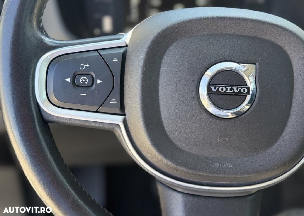 Volvo XC 60 T5 AWD Momentum - 17