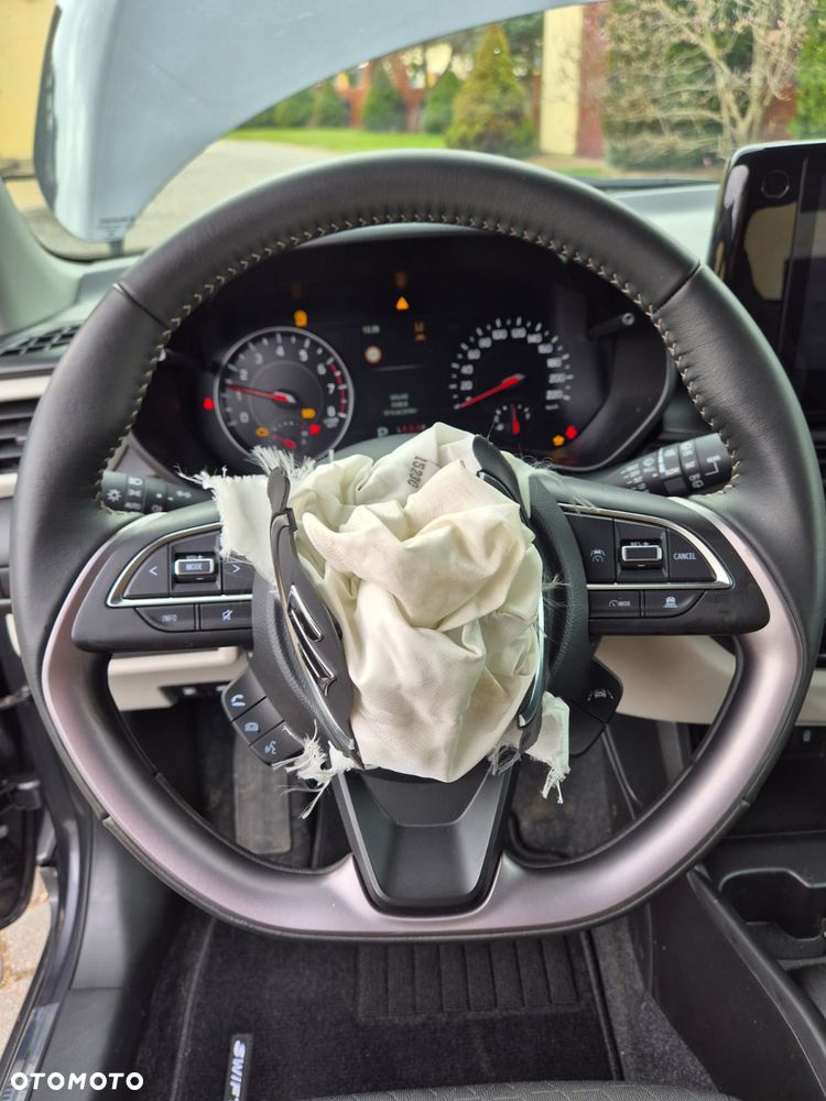 Suzuki Swift 1.2 Dualjet SHVS Premium Plus CVT - 20