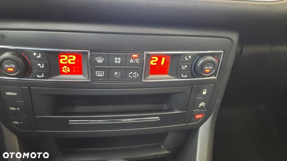 Citroën C5 Tourer BlueHDi 180 S&S EAT6 Exclusive - 23