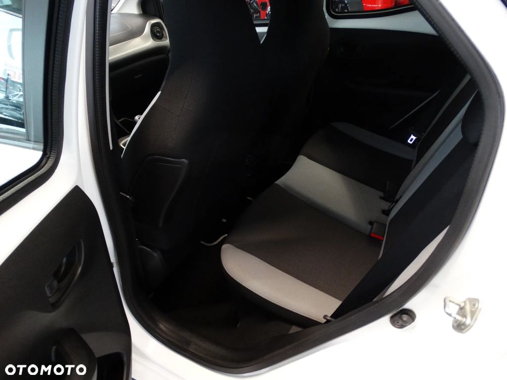Toyota Aygo - 24