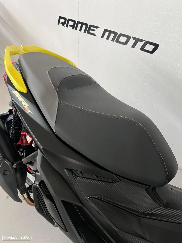 Aprilia SR GT 125 - 7