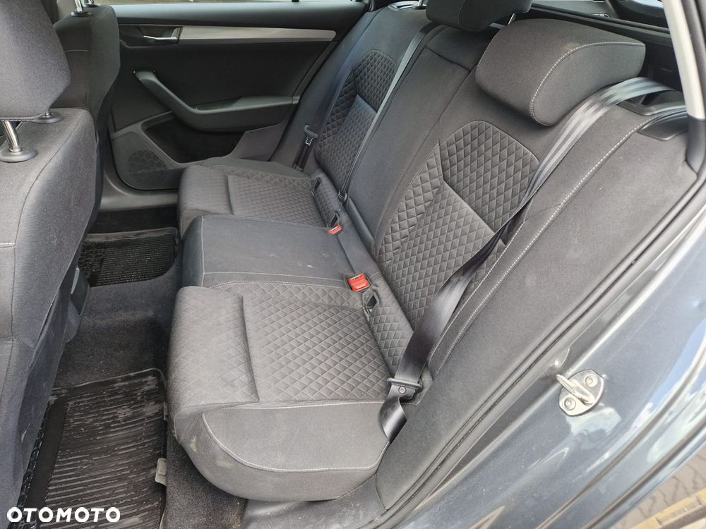 Skoda Superb 2.0 TSI Ambition DSG - 19