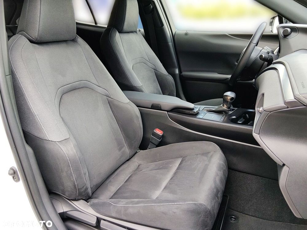 Lexus UX 200 GPF Business Edition 2WD - 14