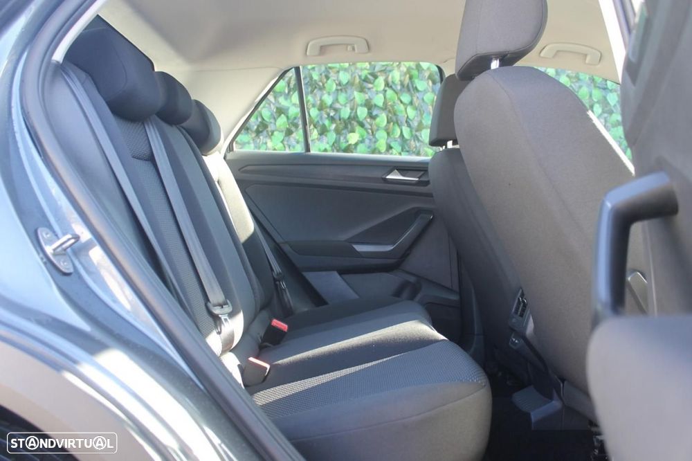 VW T-Roc 1.0 TSI - 15