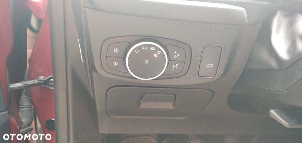 Ford Focus SW 1.5 EcoBlue Titanium Business - 13