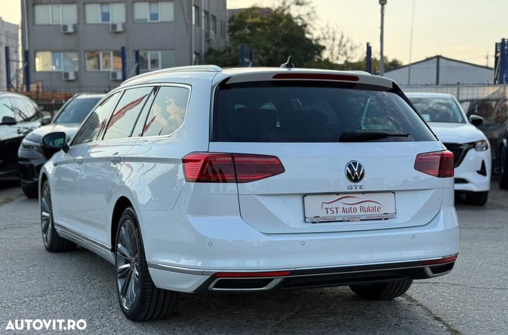 Volkswagen Passat - 7