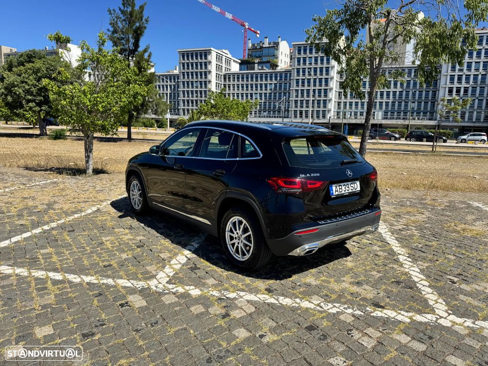 Mercedes-Benz GLA 200 AMG Line - 10