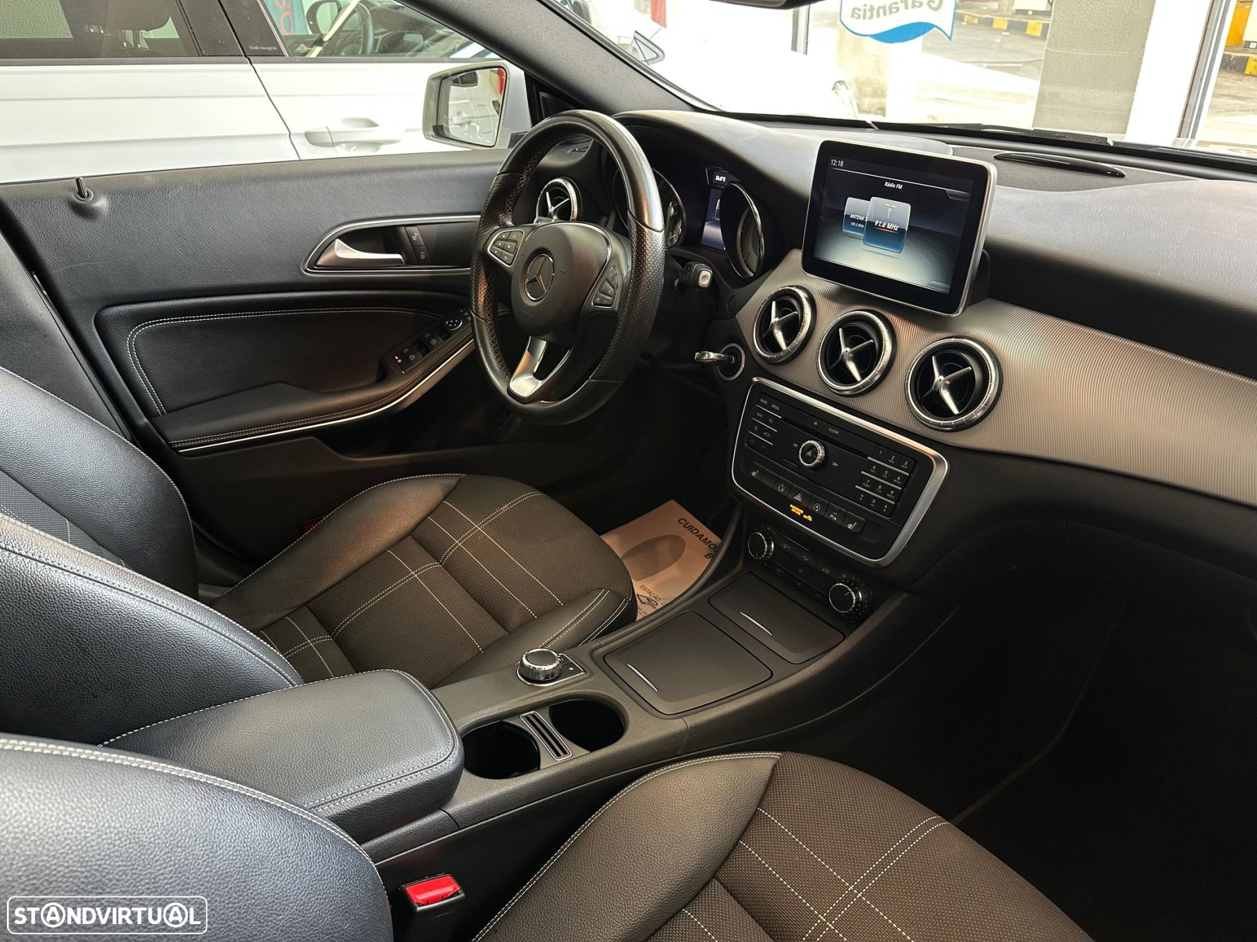 Mercedes-Benz CLA 200 d Shooting Brake Urban Aut. - 9