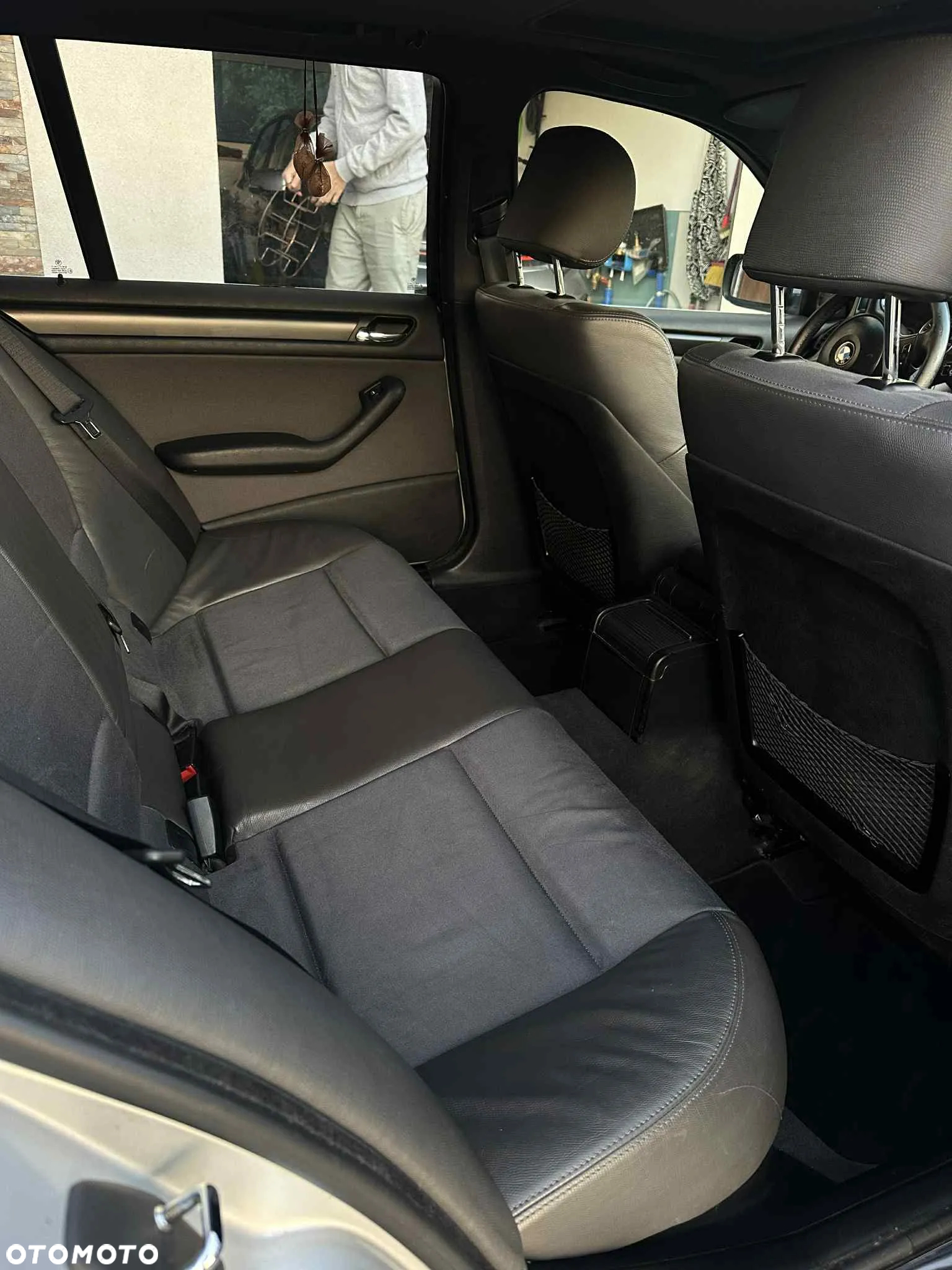 BMW Seria 3 330d - 20