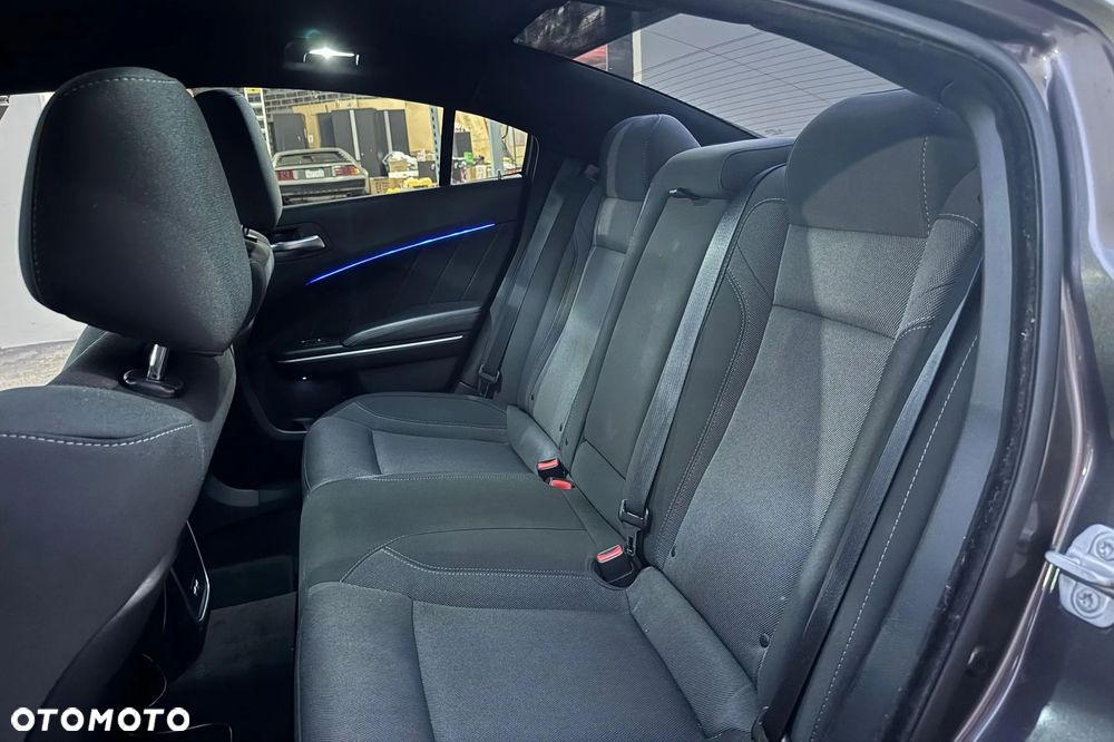 Dodge Charger 5.7 R/T - 20