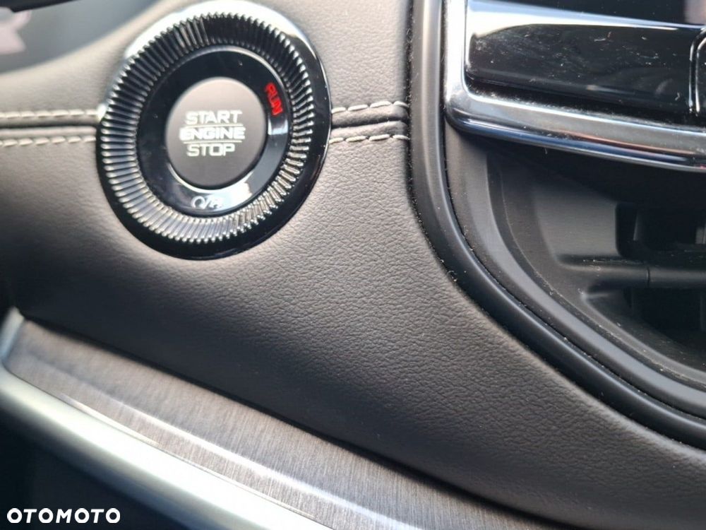Jeep Compass - 31
