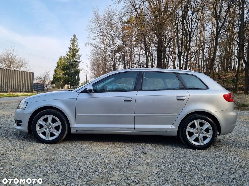 Audi A3 Sportback 1.4 TFSI Ambiente - 3