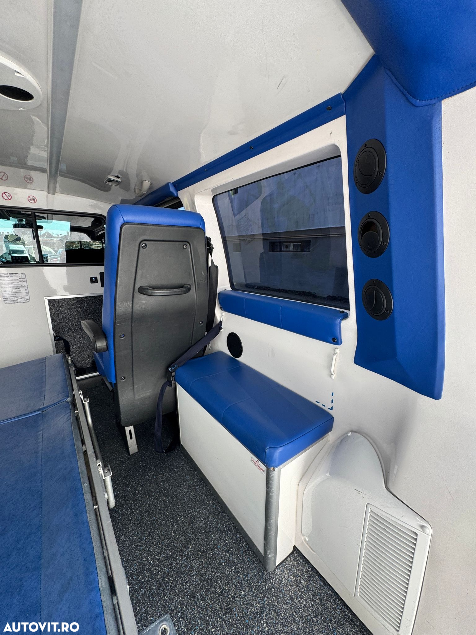 Volkswagen Transporter - 7