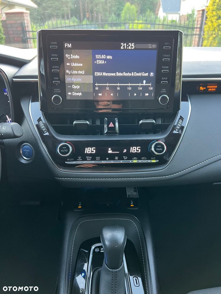 Toyota Corolla 1.8 Business Edition - 34