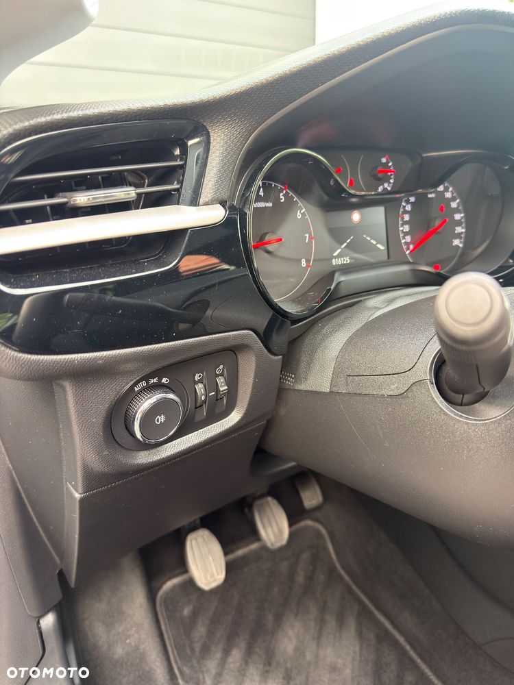 Opel Corsa 1.2 Business S&S - 21