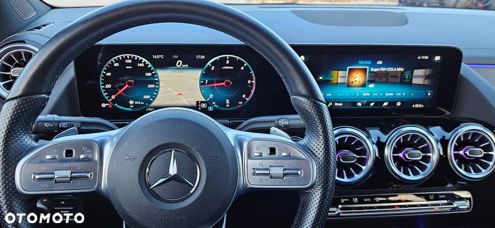 Mercedes-Benz GLA 200 d AMG Line - 37