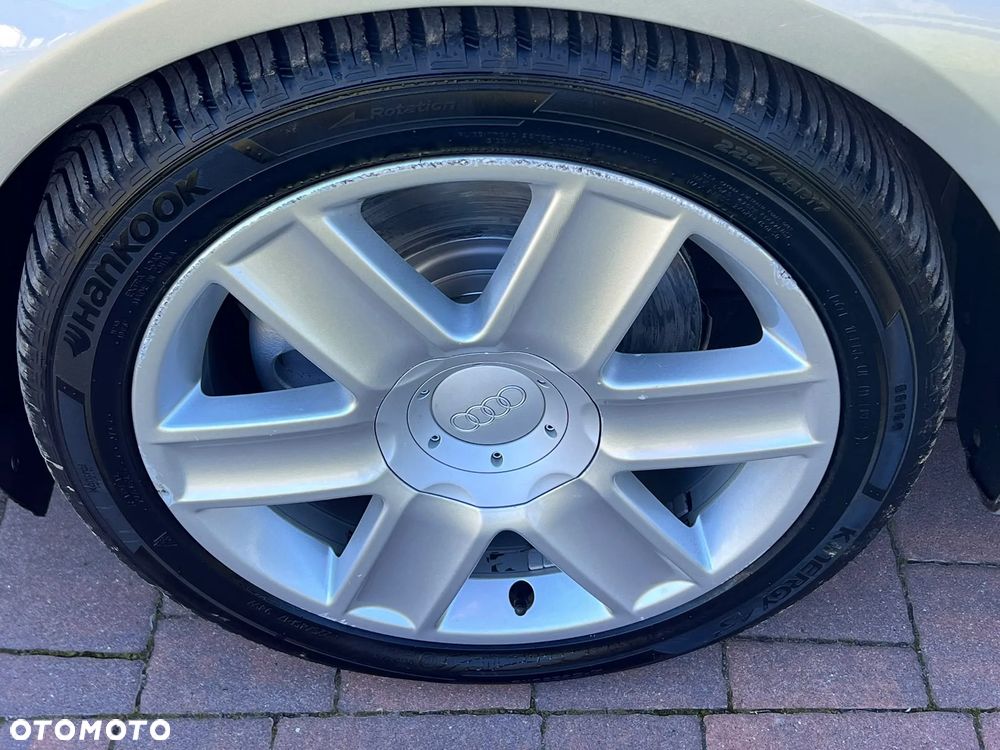 Audi TT Roadster 1.8 T - 24