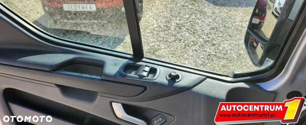 Ford Transit Custom - 23