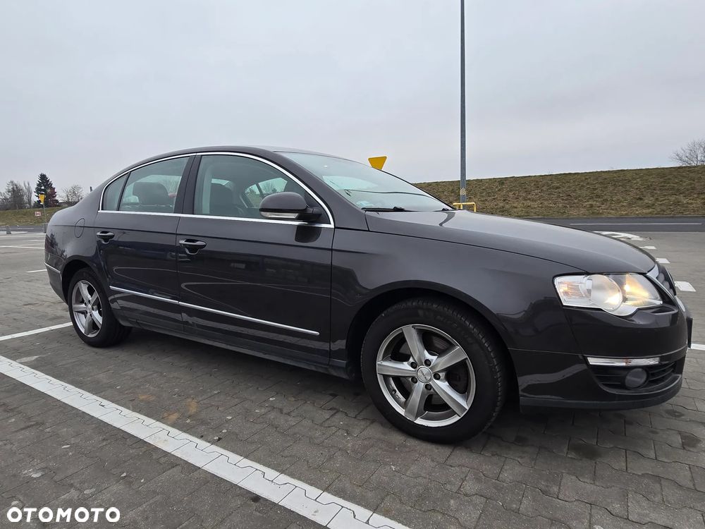 Volkswagen Passat 1.9 TDI Comfortline - 7