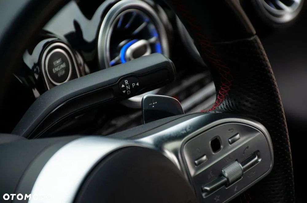 Mercedes-Benz Klasa A 180 d AMG Line 7G-DCT - 28