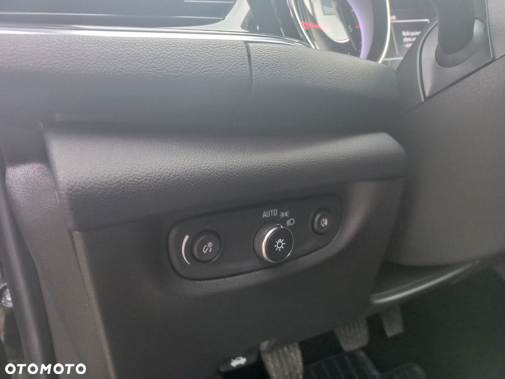 Opel Insignia 2.0 CDTI Enjoy S&S - 19