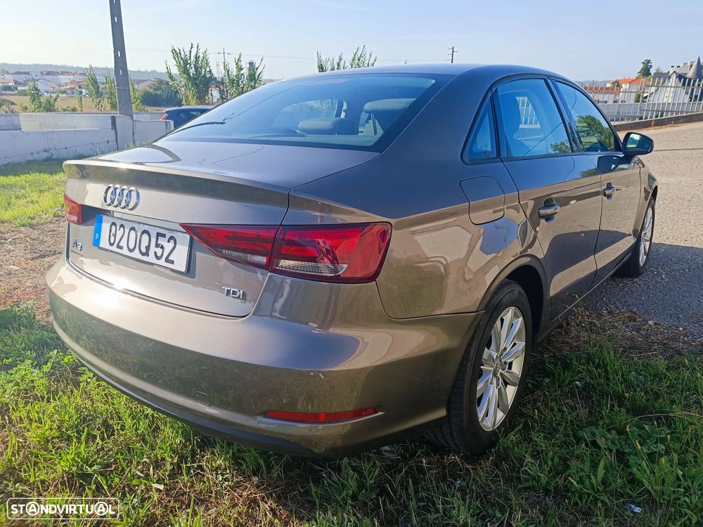 Audi A3 Limousine 1.6 TDI Advance - 4