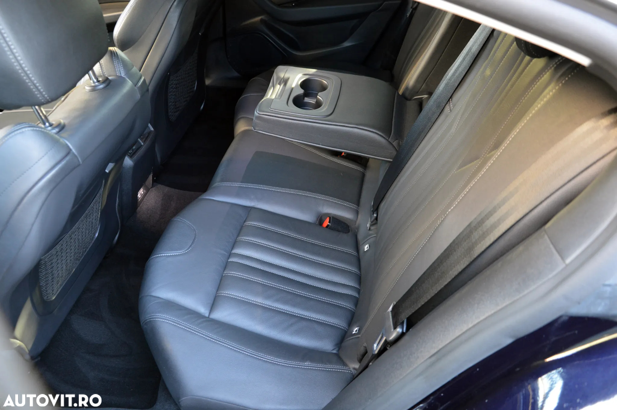 Peugeot 508 BlueHDi 160 EAT8 Allure - 21