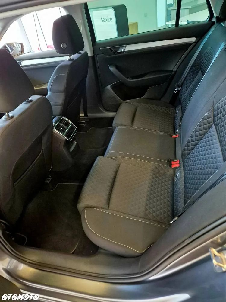 Skoda Superb 1.5 TSI Ambition DSG - 26