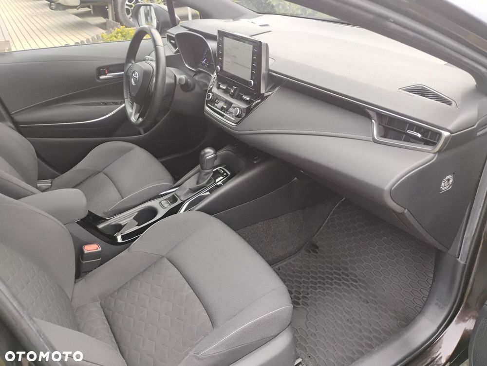 Toyota Corolla 1.8 Hybrid Comfort - 19