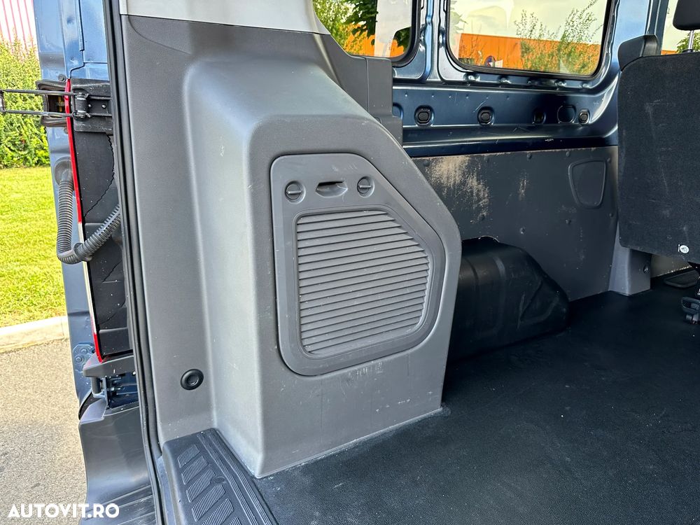 Ford Transit 350 2.0 EcoBlue 150 CP L3H2 Kombi FWD Trend - 19