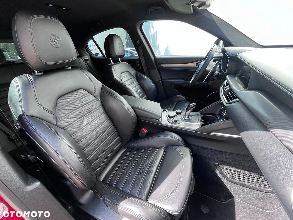 Alfa Romeo Stelvio 2.0 Turbo Executive Q4 - 6