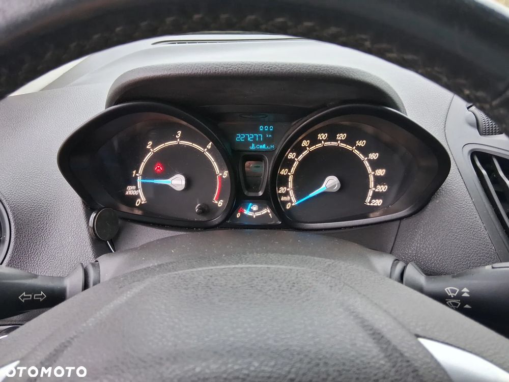 Ford Tourneo Courier 1.5 TDCi Trend - 14